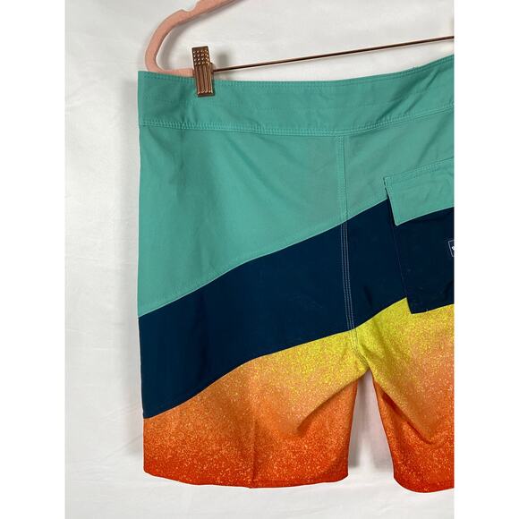 Billabong Men T-Street Pro shorts Boardshort Trunk Colorblock Swim Surf Size 32 - Picture 7 of 9
